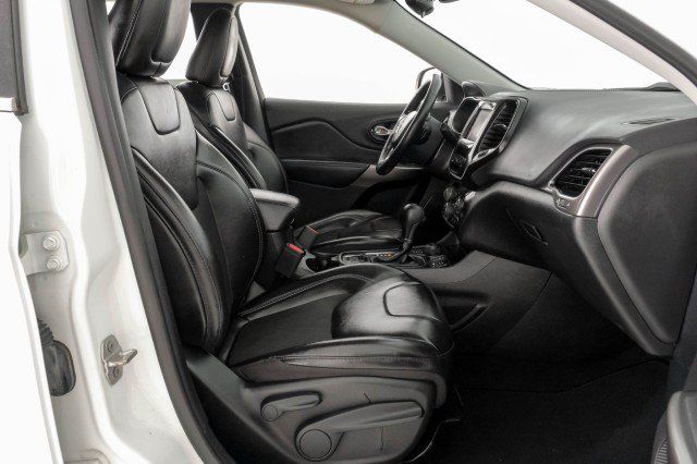 Used 2021 Jeep Cherokee Latitude Plus AWD/4WD image 42