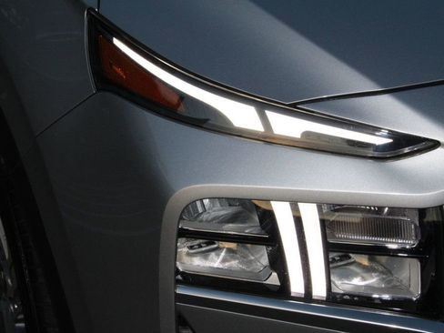 Used 2021 Hyundai Santa Fe SEL w/ Convenience + Premium Package image 32