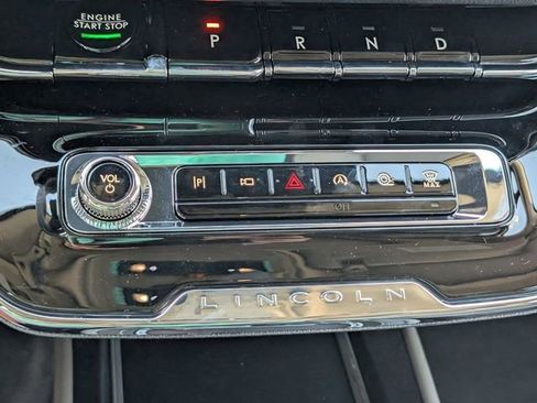 New 2025 Lincoln Corsair FWD w/ Equipment Group 101A image 24