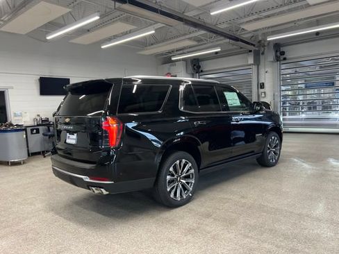 New 2026 Chevrolet Tahoe High Country AWD/4WD image 5