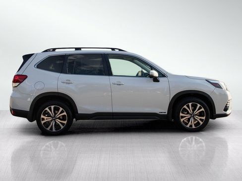 Used 2024 Subaru Forester Limited AWD/4WD image 7