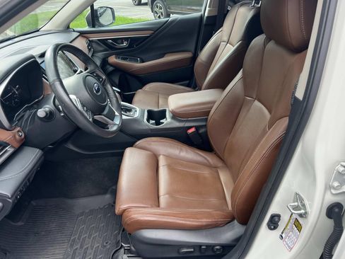 Used 2023 Subaru Outback Touring image 9