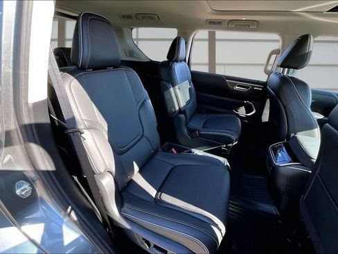 Used 2026 INFINITI QX80 Luxe w/ Cargo Package AWD/4WD image 26