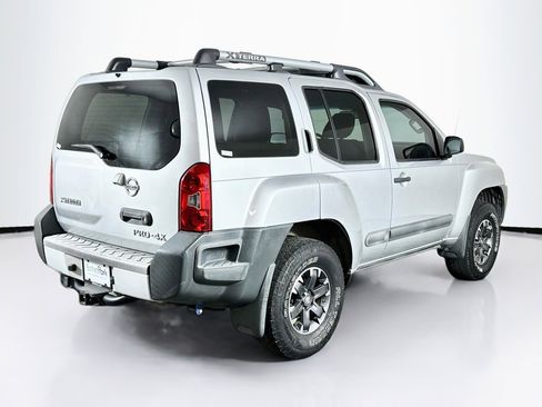 Used 2015 Nissan Xterra PRO-4X AWD/4WD image 9