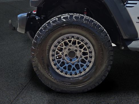 Used 2023 Jeep Wrangler Sport AWD/4WD image 8