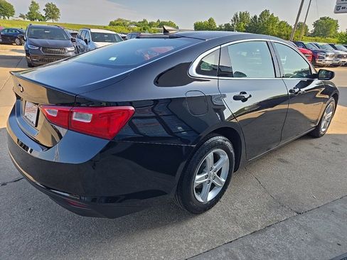 Used 2022 Chevrolet Malibu LS image 12