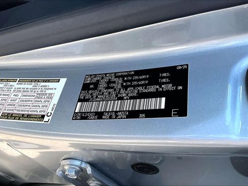 Used 2025 Lexus RX 350 Premium w/ Accessory Package (Z1) FWD image 35