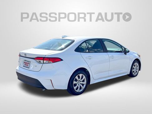 Used 2024 Toyota Corolla LE image 7
