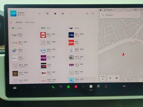 Used 2022 Tesla Model X image 48