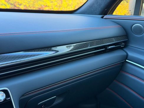 Used 2025 Genesis GV80 3.5T e-SC image 28