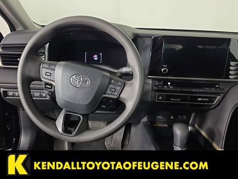 Certified 2025 Toyota Camry LE image 9