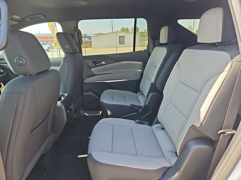 New 2026 Chevrolet Traverse LT w/ Driver Confidence Package FWD image 11