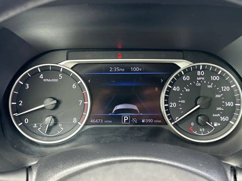 Used 2025 Nissan Sentra SV FWD image 24