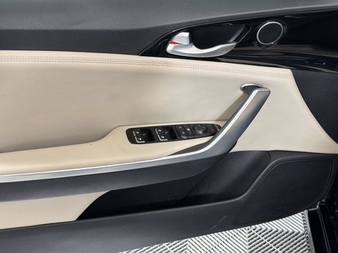 Used 2019 Kia Stinger RWD image 16