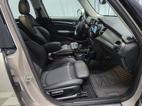 Used 2024 MINI Cooper S FWD image 7