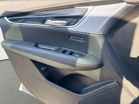 New 2026 Cadillac XT5 Premium Luxury w/ Driver Assist Package AWD/4WD image 16