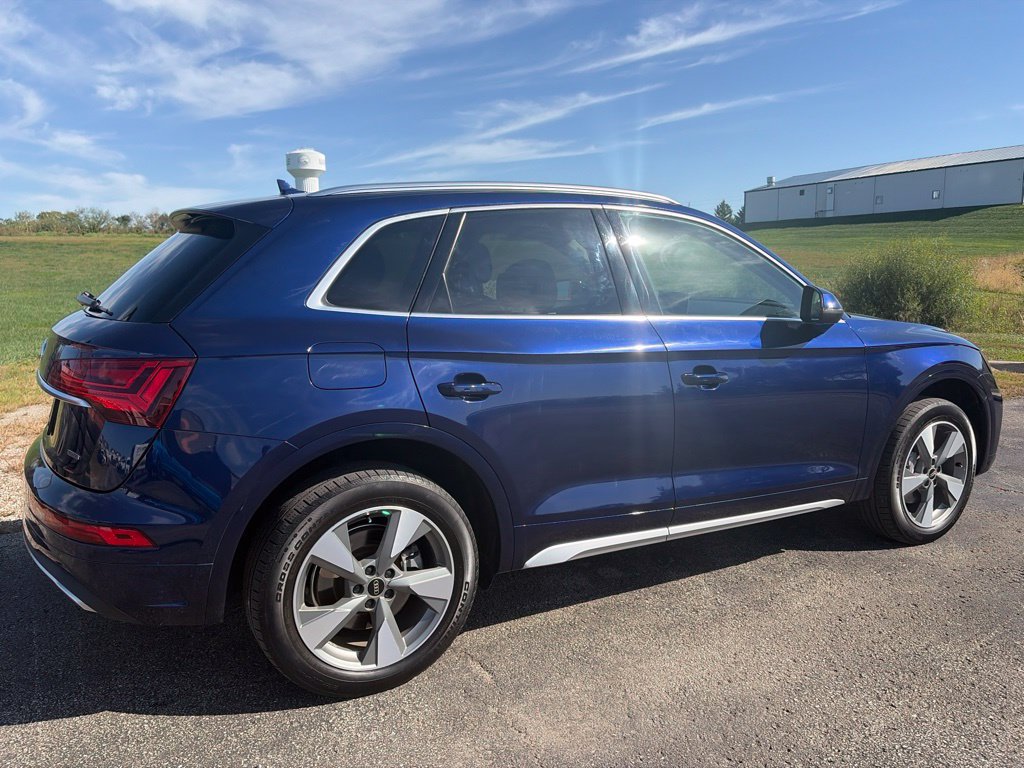 Used 2024 Audi Q5 2.0T Premium Plus w/ Premium Plus Package AWD/4WD image 4