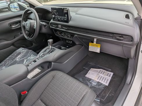 New 2026 Honda HR-V LX image 34