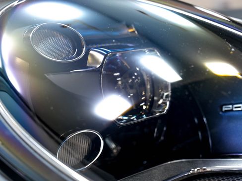 Used 2024 Porsche 911 Carrera image 55