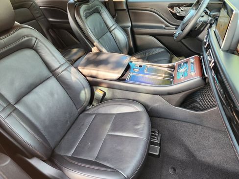Used 2022 Lincoln Aviator Reserve w/ Elements Package Plus RWD image 6