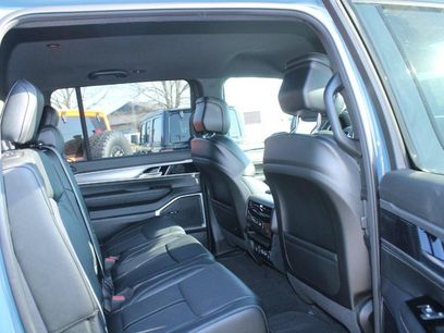 New 2026 Jeep Grand Wagoneer Limited w/ HD Trailer Tow Package