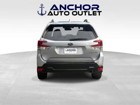 Used 2020 Subaru Forester Limited w/ Popular Package #3 image 7