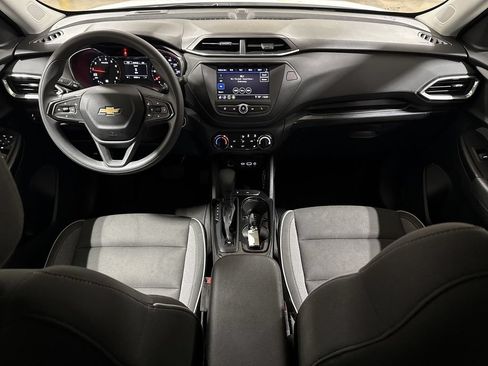Used 2021 Chevrolet TrailBlazer LT FWD image 10