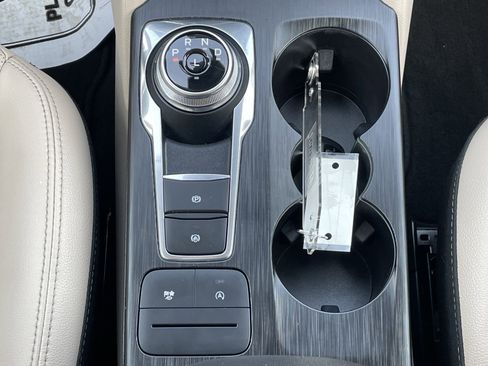 Used 2022 Ford Escape SEL w/ Technology Package image 25