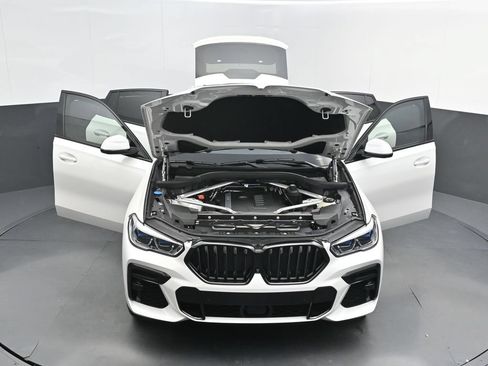 Used 2022 BMW X6 xDrive40i w/ Executive Package AWD/4WD image 53