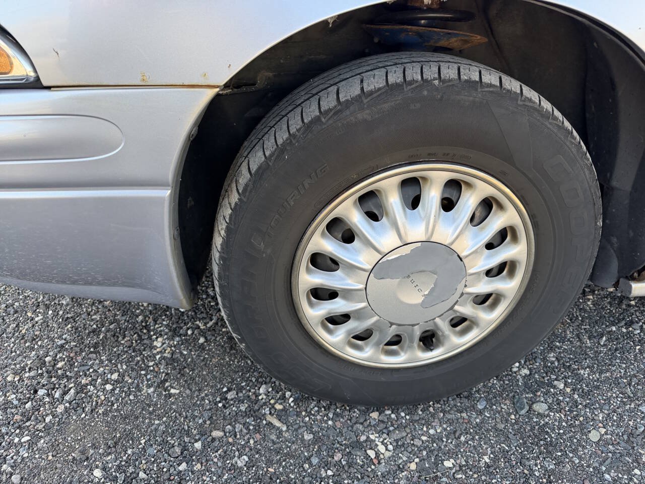 Used 2004 Buick Le Sabre Custom FWD image 9