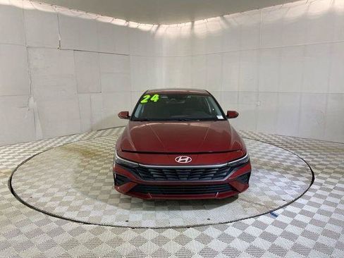 Used 2024 Hyundai Elantra SEL FWD image 25