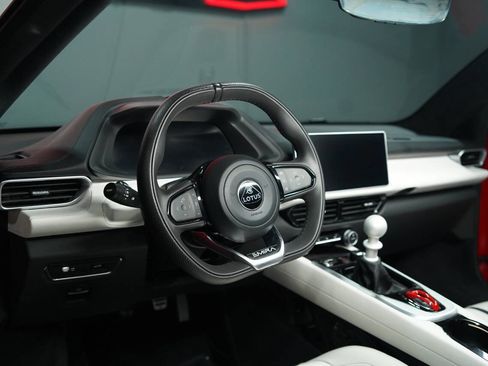 Used 2024 Lotus Emira First Edition image 96