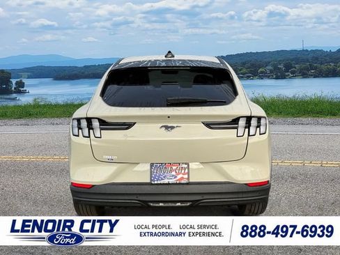 Used 2025 Ford Mustang Mach-E Select w/ Comfort Package Lite AWD/4WD image 4