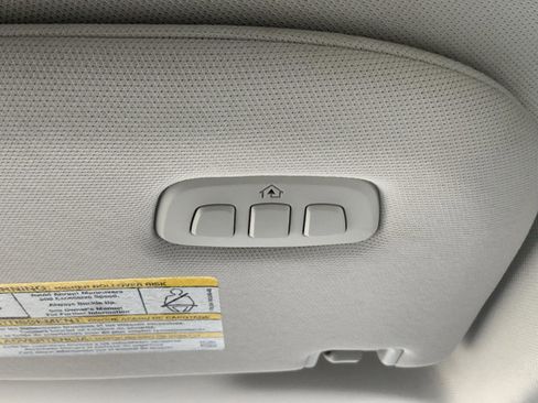 Used 2025 Ford Expedition Platinum image 56