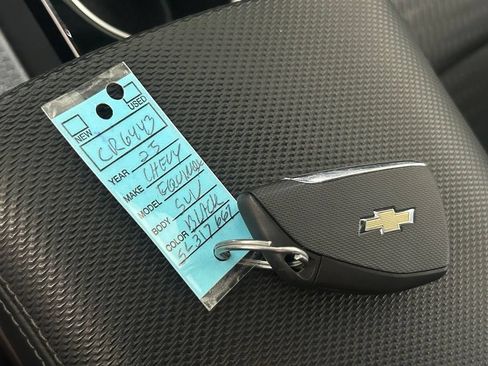 Used 2025 Chevrolet Equinox LT FWD image 44