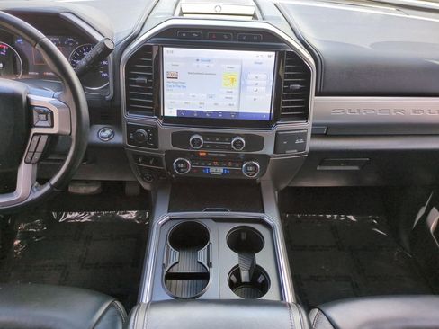 Used 2022 Ford F250 Platinum w/ Tremor Off-Road Package AWD/4WD image 15