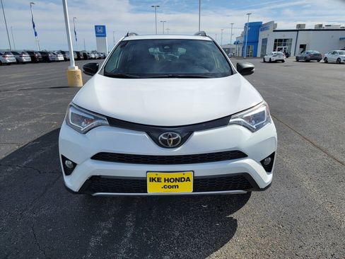 Used 2018 Toyota RAV4 SE w/ Power Extra Value Package image 9