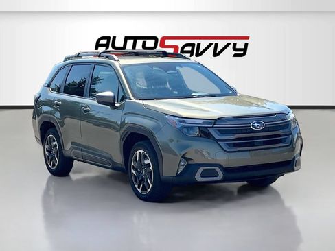 Used 2025 Subaru Forester Limited w/ Popular Package #2 AWD/4WD image 1