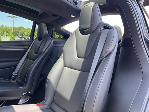 Used 2025 Tesla Model X Plaid AWD/4WD image 29