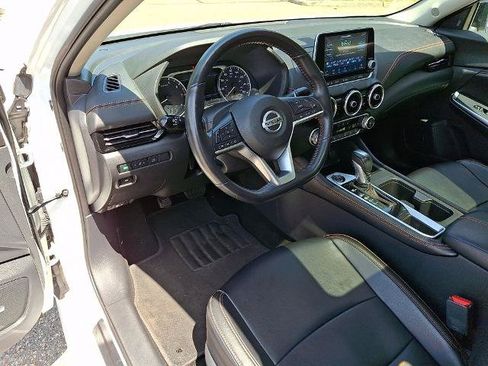 Certified 2023 Nissan Sentra SR w/ SR Premium Package FWD image 27