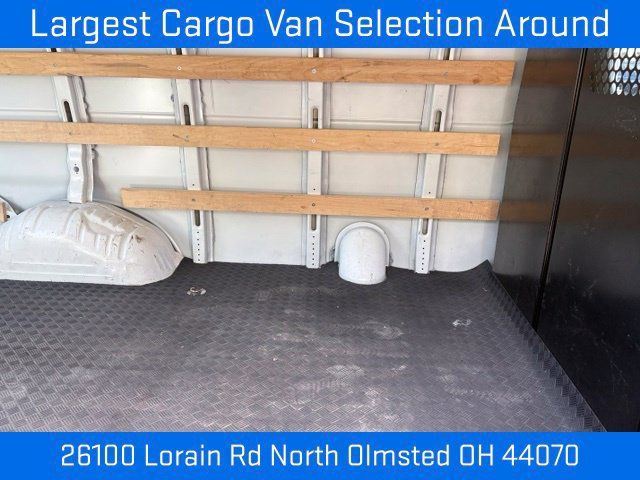 Used 2025 GMC Savana 2500 w/ Driver Convenience Package RWD image 11