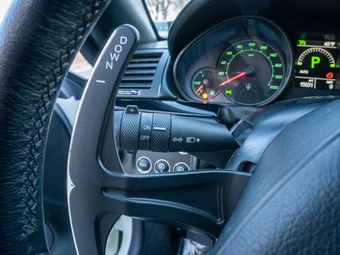 Used 2013 Maserati GranTurismo Sport image 21