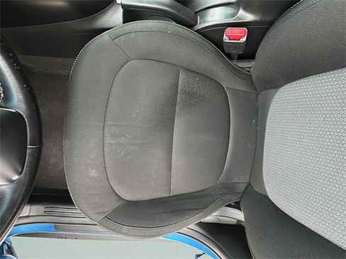 Used 2018 Kia Soul + image 11