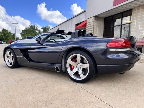 Used 2006 Dodge Viper SRT-10 RWD image 3
