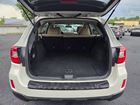 Used 2015 Subaru Outback 2.5i Limited AWD/4WD image 15