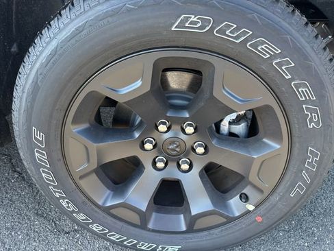 New 2026 RAM 1500 Express image 6