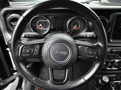 Used 2022 Jeep Gladiator Sport AWD/4WD image 10