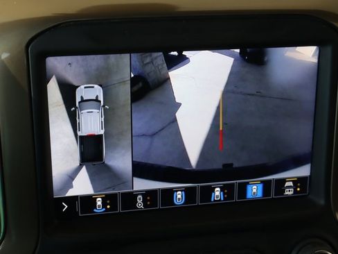 Used 2022 Chevrolet Silverado 2500 High Country image 39