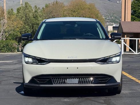 Used 2022 Kia EV6 Wind w/ Wind Technology Package AWD/4WD image 2