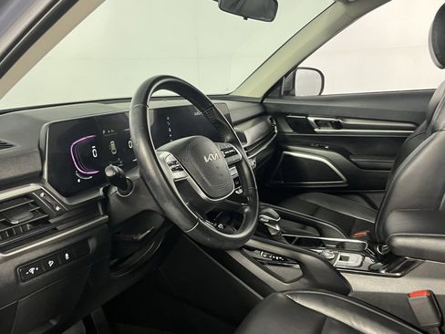 Used 2023 Kia Telluride S image 23